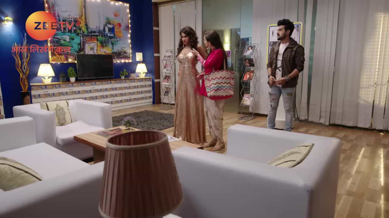 Hamari Bahu Silk - Episode 22
