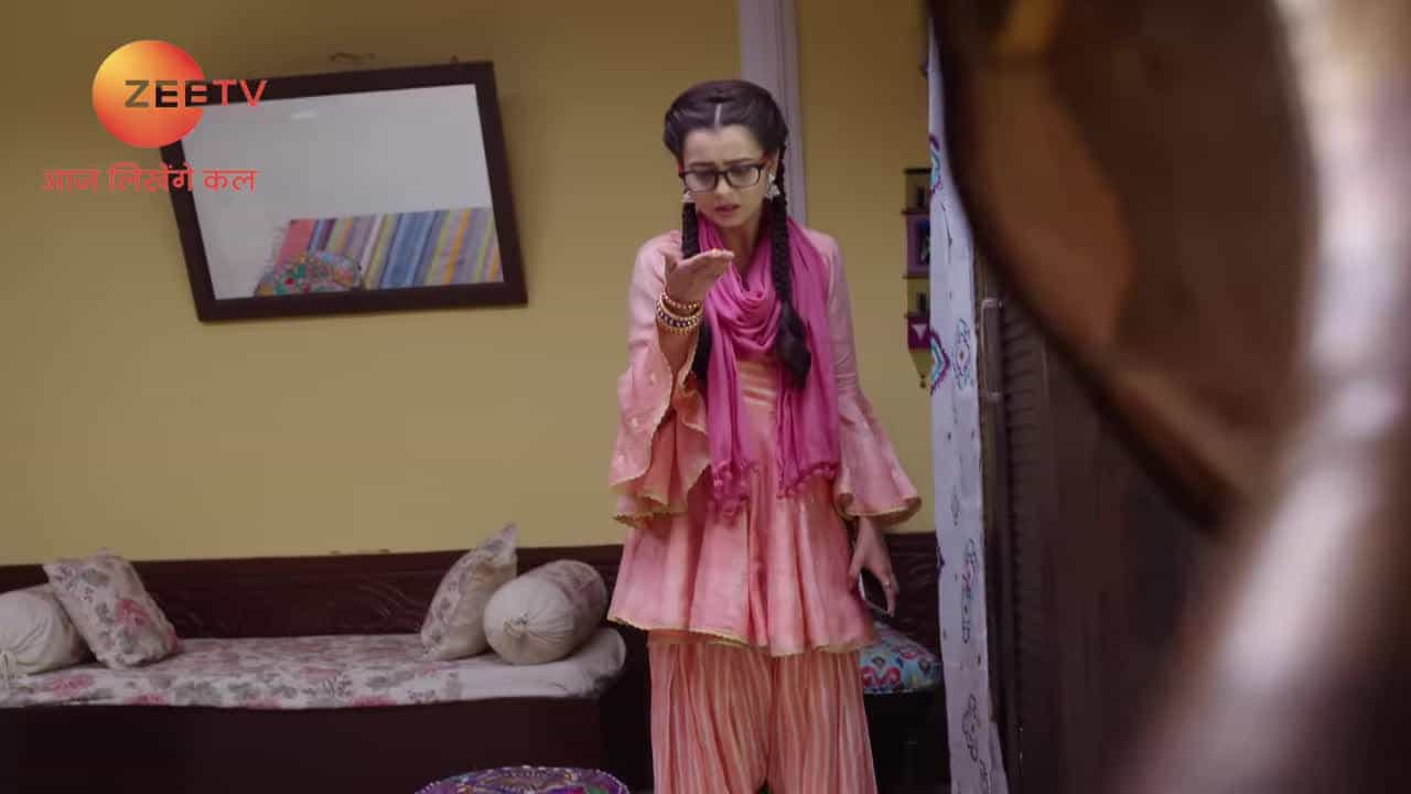Hamari Bahu Silk - Episode 37