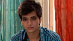 Itna Karo Na Mujhe Pyaar - Episode 204